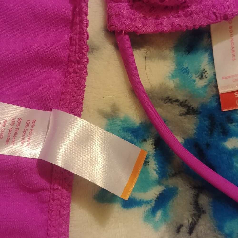 Bikini lot - Picture 4 of 5